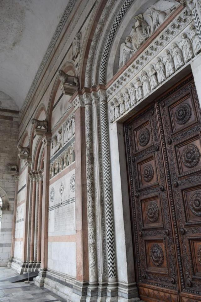 Loft Il Chiostro Della Cattedrale Lucques